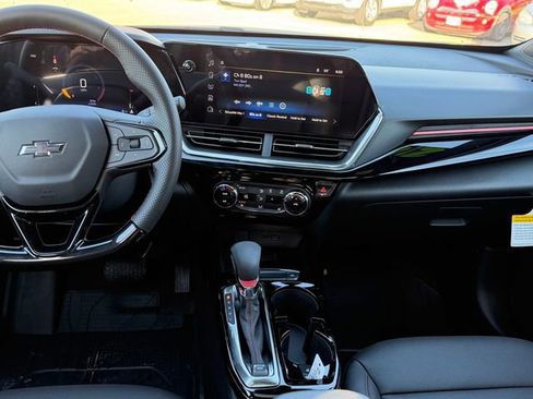 New 2026 Chevrolet Trax RS w/ Sunroof Package FWD image 29