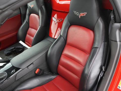 Used 2009 Chevrolet Corvette Convertible w/ Preferred Equipment Group image 35