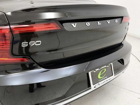 Used 2023 Volvo S90 B6 Plus AWD/4WD image 42