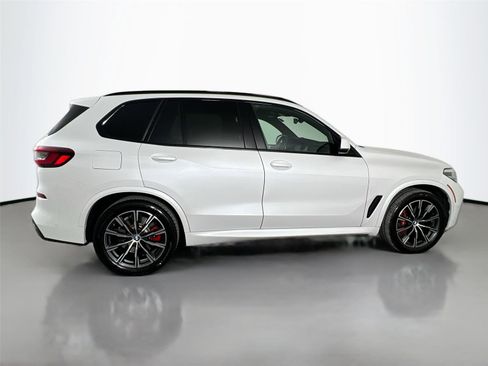 Used 2021 BMW X5 xDrive40i w/ M Sport Package image 7