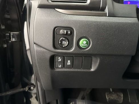 Used 2022 Honda Pilot TrailSport image 16