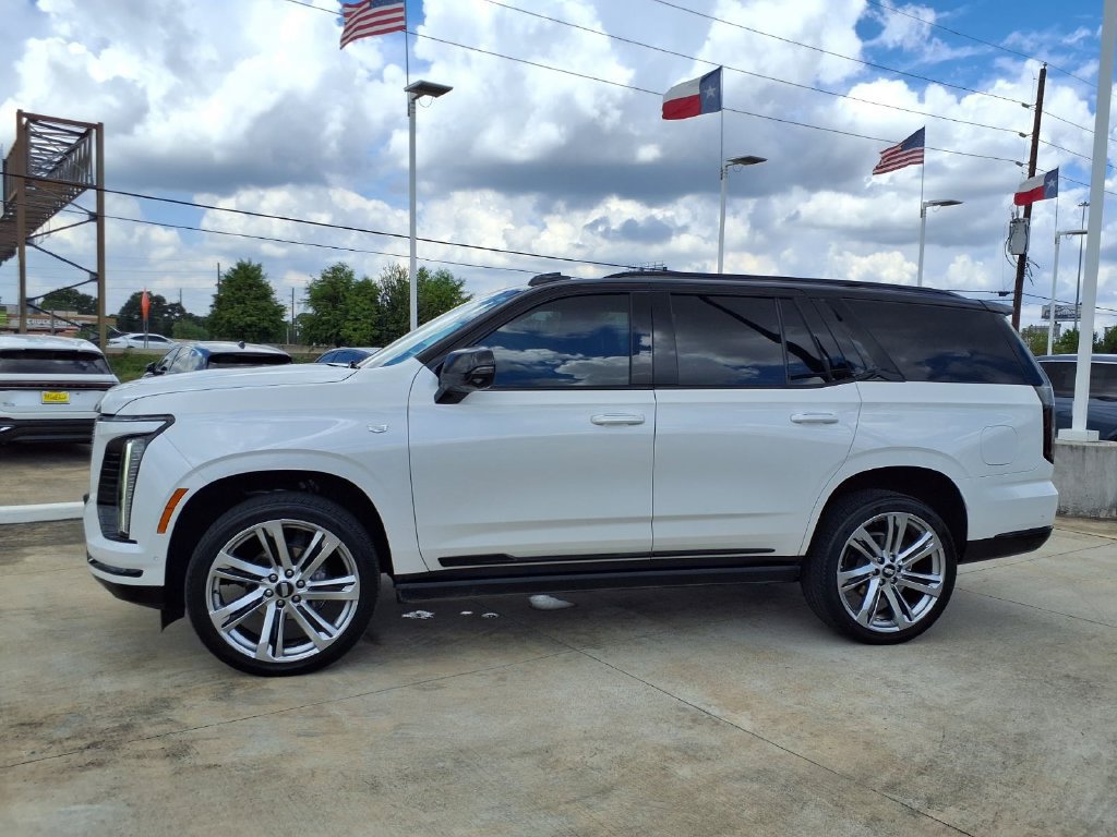 Used 2025 Cadillac Escalade Sport Platinum AWD/4WD image 3