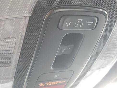 Used 2025 Hyundai Elantra N image 34