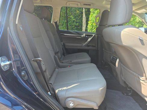 Used 2021 Lexus GX 460 Premium image 34