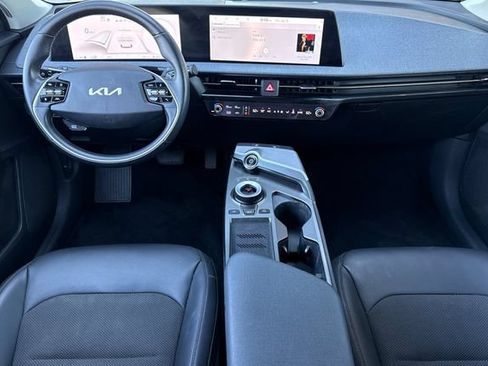 Certified 2024 Kia EV6 Light RWD image 17