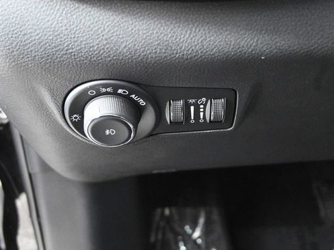 Used 2024 Jeep Compass Trailhawk AWD/4WD image 23