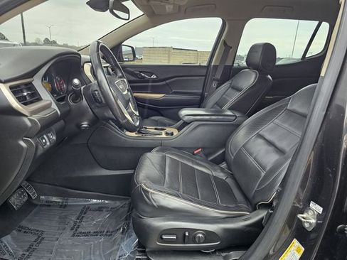 Used 2018 GMC Acadia Denali image 12