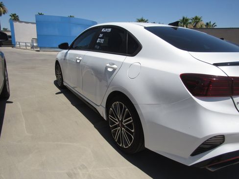 Used 2023 Kia Forte GT FWD image 4