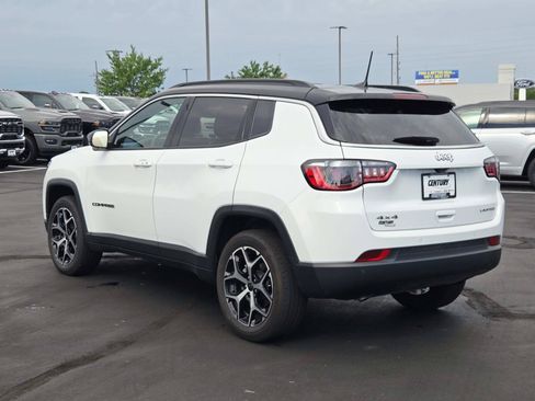 Used 2025 Jeep Compass Limited AWD/4WD image 6