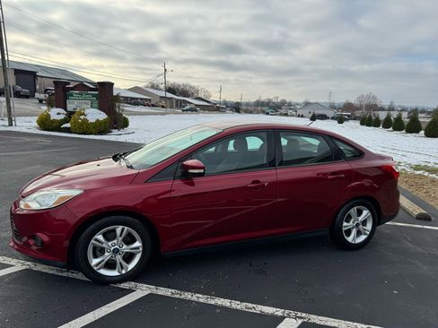 Used 2014 Ford Focus SE image 4