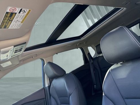 Used 2023 Nissan Rogue SL w/ SL Premium Package image 20