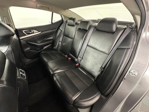 Used 2022 Nissan Maxima SV w/ Floor Mat Group FWD image 28