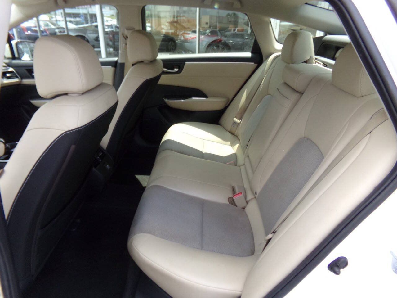 Used 2018 Honda Clarity Plug-In Hybrid image 9
