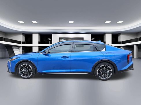 Used 2025 Kia K4 EX w/ GT-Line Premium Package FWD image 3