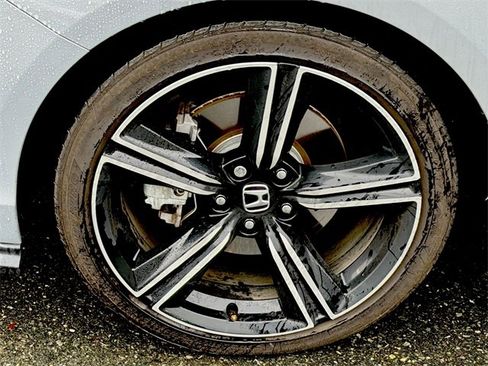 Used 2024 Honda Accord Sport image 10