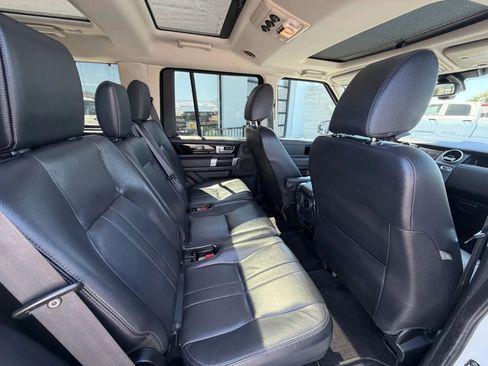 Used 2016 Land Rover LR4 HSE AWD/4WD image 15