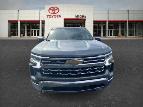 Used 2024 Chevrolet Silverado 1500 LTZ image 2