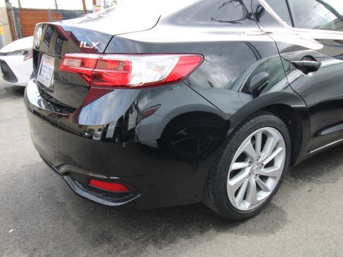Used 2017 Acura ILX image 8