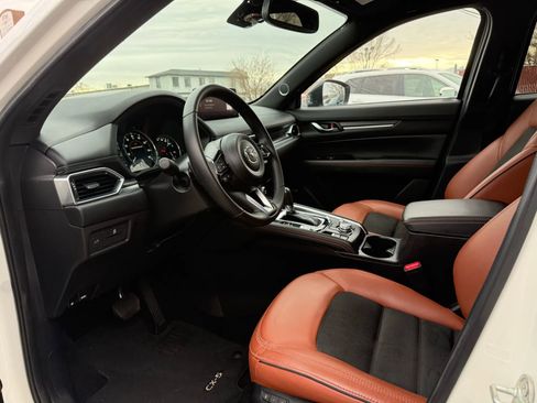 Used 2024 MAZDA CX-5 Carbon Edition image 9