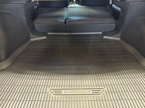 Used 2021 Toyota Corolla XSE FWD image 27