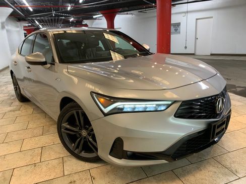 Used 2023 Acura Integra A-Spec image 2