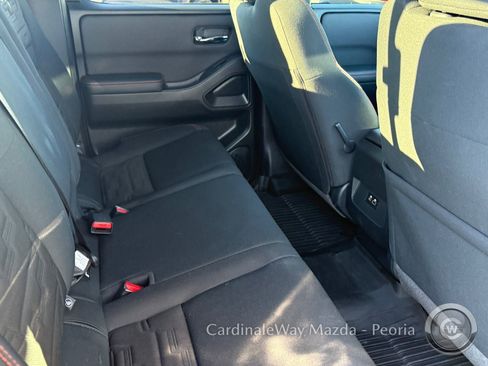 Used 2024 Nissan Frontier PRO-4X w/ Technology Package image 16