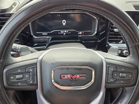 Used 2025 GMC Sierra 1500 SLT w/ SLT Premium Plus Package AWD/4WD image 20