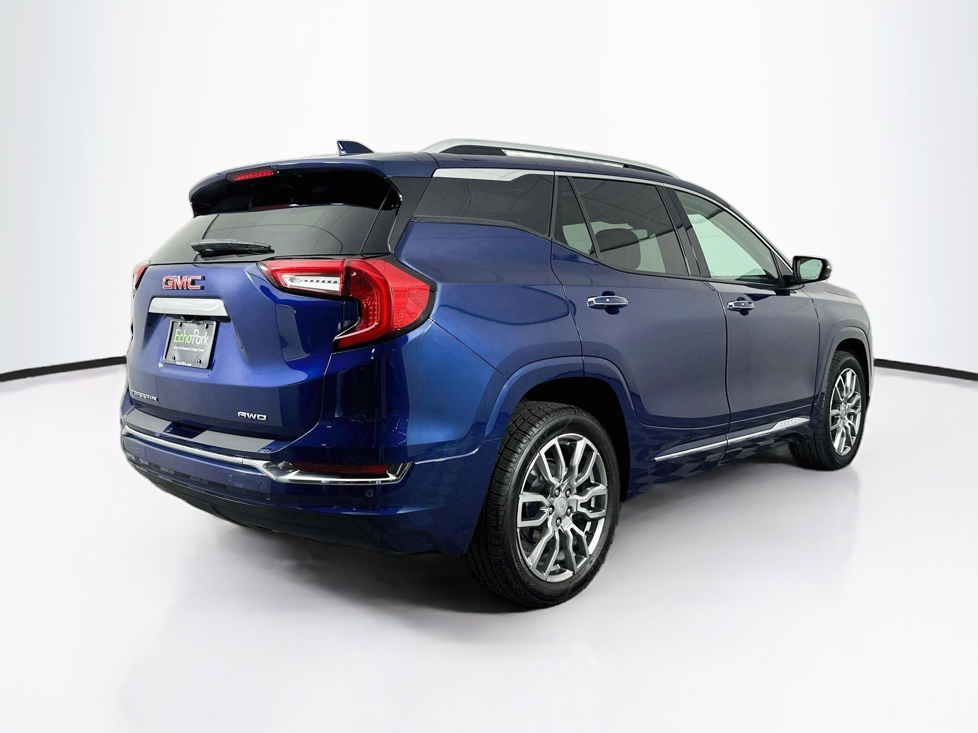 Used 2022 GMC Terrain Denali AWD/4WD image 9