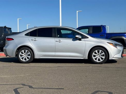 Certified 2025 Toyota Corolla LE image 3