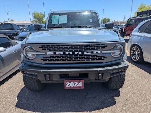 Used 2024 Ford Bronco Badlands w/ Sasquatch Package AWD/4WD image 2