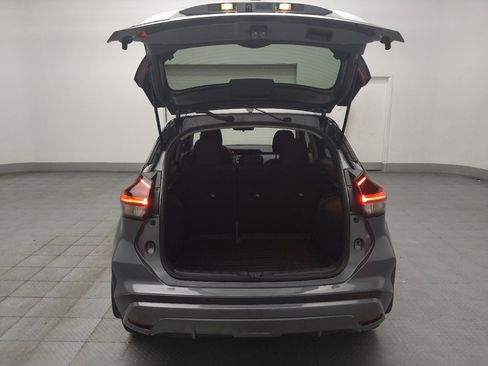 Used 2021 Nissan Kicks S FWD image 29