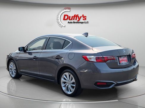 Used 2018 Acura ILX FWD image 19