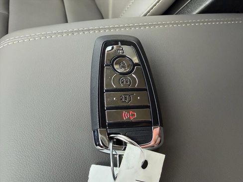 New 2026 Lincoln Corsair Reserve image 34