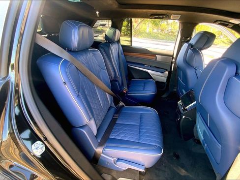 New 2026 Cadillac Vistiq Premium Luxury AWD/4WD image 30