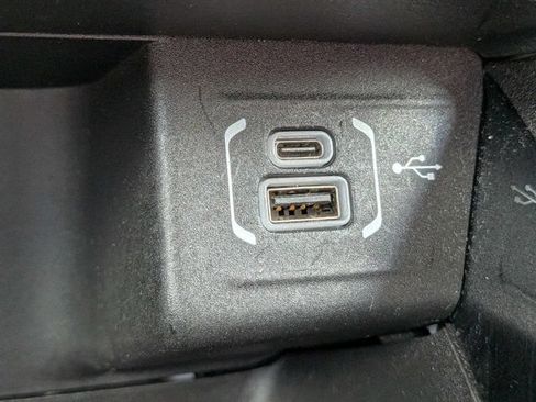 Certified 2025 Jeep Compass Latitude w/ Convenience Group AWD/4WD image 20