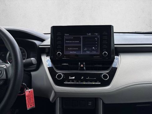 Certified 2022 Toyota Corolla Cross L FWD image 13