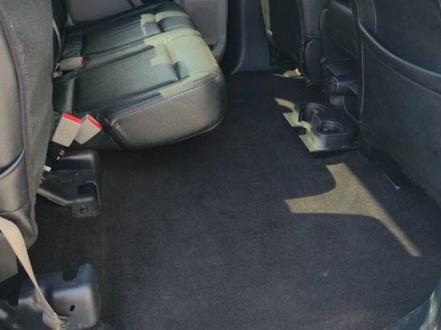 Used 2019 Ford F150 XLT image 22