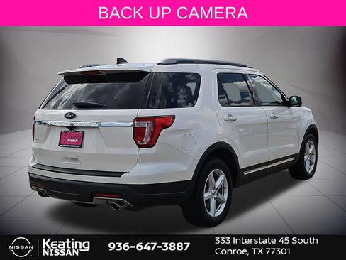 Used 2018 Ford Explorer XLT FWD image 8