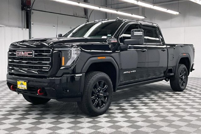 Used 2025 GMC Sierra 2500 AT4 w/ AT4 Premium Plus Package AWD/4WD image 12