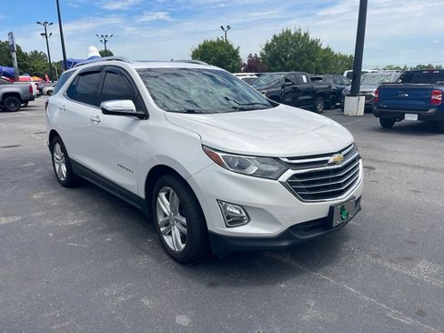Used 2018 Chevrolet Equinox Premier AWD/4WD image 2
