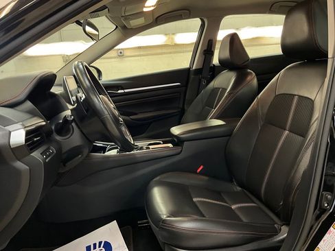 Used 2023 Nissan Altima 2.5 SR image 11