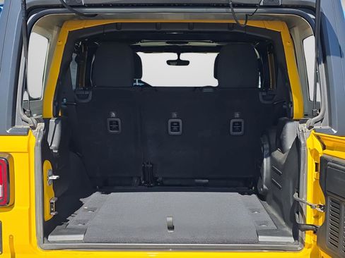 Used 2018 Jeep Wrangler Unlimited Rubicon AWD/4WD image 28