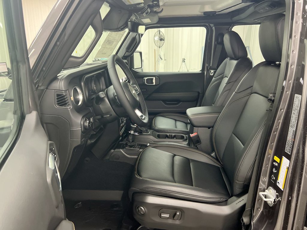 New 2026 Jeep Wrangler Unlimited Sahara AWD/4WD image 20