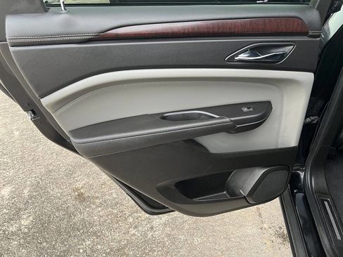 Used 2011 Cadillac SRX Premium FWD image 11
