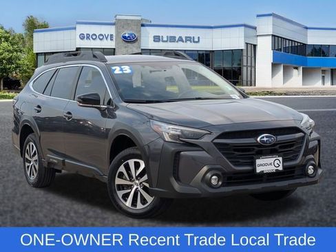 Used 2023 Subaru Outback Premium image 1