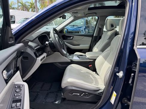 Certified 2024 Acura MDX FWD w/ Technology Package image 11