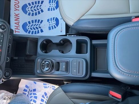 New 2025 Ford Maverick Lariat image 24