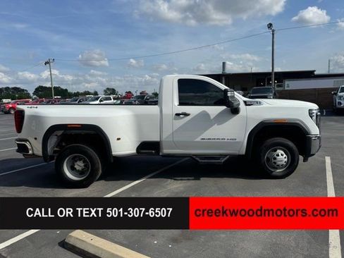 Used 2024 GMC Sierra 3500 Pro AWD/4WD image 7