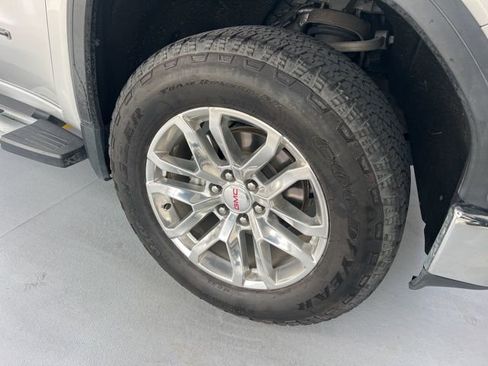 Used 2021 GMC Sierra 1500 SLT w/ SLT Premium Plus Package image 2