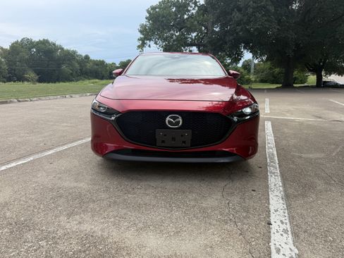 Used 2021 MAZDA MAZDA3 s image 2